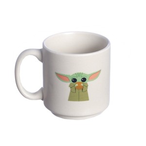 10024497 CANECA MINI TINA 100ML BABY YODA